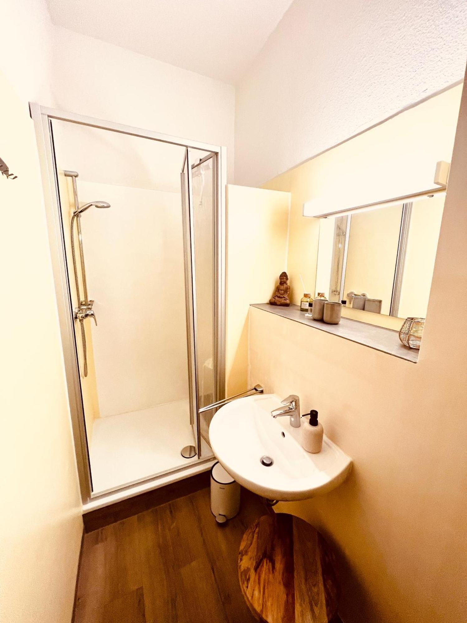Wunderschoenes Apartment Mit Bademantelgang Zur Wohlfuehltherme باد جريسباخ المظهر الخارجي الصورة